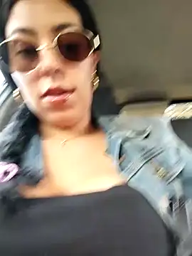 Emily Wane online show from March 22, 4:21 pm