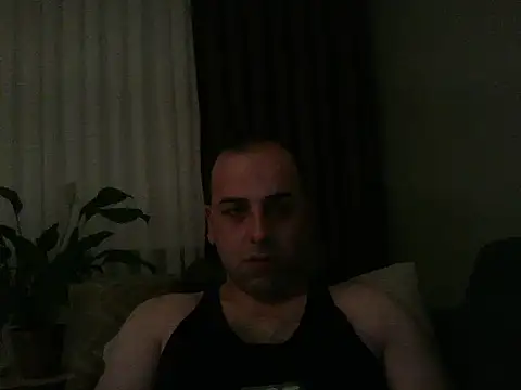 Snapshot of Yldrmm_9553 chatting on July 7, 7:51 pm Yldrmm 9553 online show from July 7, 7:51 pm
