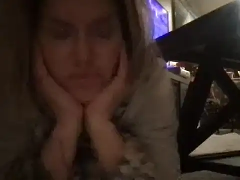 Snapshot of chanelxxx666 chatting on December 2, 9:02 am chanelxxx666 online show from December 2, 9:02 am