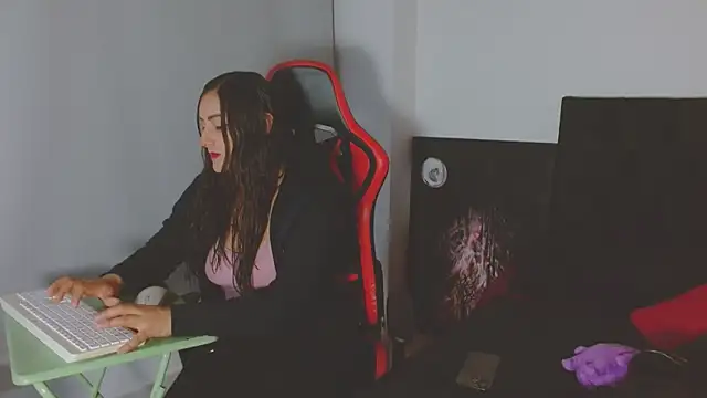 Noamartin  online show from March 15, 1:33 am