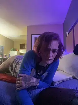 Snapshot of renegade_vyxxen chatting on February 5, 7:07 am renegade vyxxen online show from February 5, 7:07 am