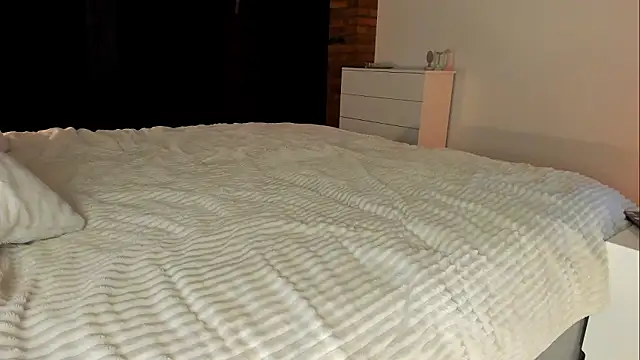 Rachel Rey online show from March 27, 7:02 pm