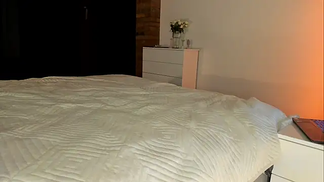 Rachel Rey online show from April 10, 6:23 pm