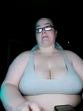 Snapshot of SexyWhiteChocolate chatting on December 5, 5:15 am SexyWhiteChocolate online show from December 5, 5:15 am