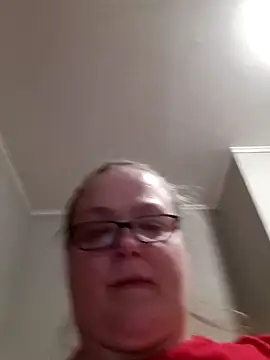 Snapshot of SexyWhiteChocolate chatting on March 3, 2:04 am SexyWhiteChocolate online show from March 3, 2:04 am