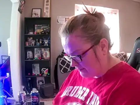 Snapshot of SexyWhiteChocolate chatting on March 3, 7:49 pm SexyWhiteChocolate online show from March 3, 7:49 pm