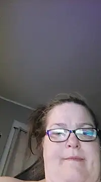 Snapshot of SexyWhiteChocolate chatting on March 16, 2:32 am SexyWhiteChocolate online show from March 16, 2:32 am