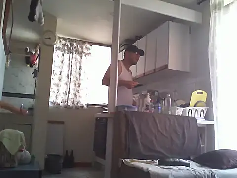 Snapshot of hubipene chatting on July 5, 5:31 pm hubipene online show from July 5, 5:31 pm