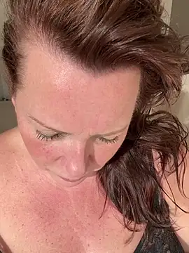 Snapshot of xsexycurvymilf chatting on March 5, 3:07 pm xsexycurvymilf online show from March 5, 3:07 pm