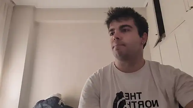 Snapshot of zzzz78925 chatting on September 14, 8:13 am zzzz78925 online show from September 14, 8:13 am