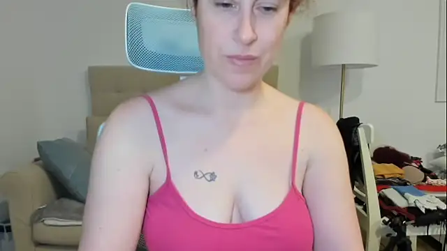 emmita69  online show from March 10, 5:34 am