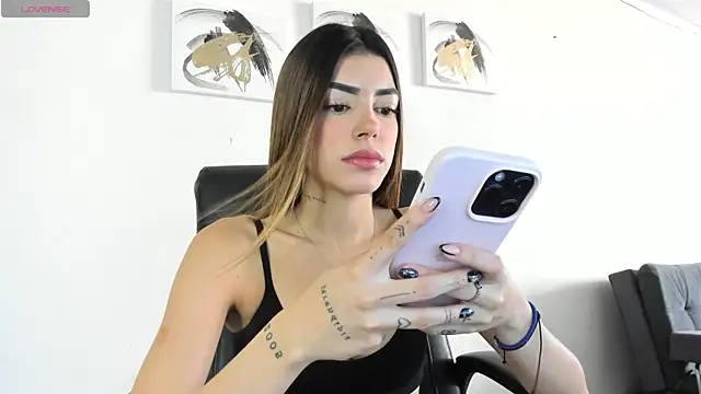 MerySummer online show from January 15, 9:41 pm