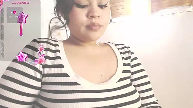 Snapshot of Amara18_ chatting on May 16, 7:12 pm Amara18 online show from May 16, 7:12 pm