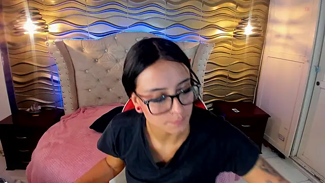 Snapshot of Andreita_Jones chatting on February 2, 12:02 pm Andreita Jones online show from February 2, 12:02 pm