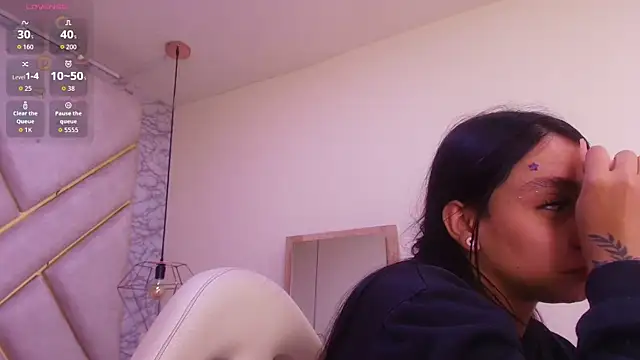 Andreita Jones online show from July 9, 11:47 am