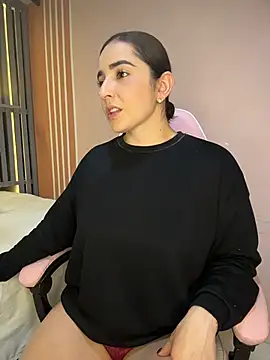 Victoria-And1 online show from March 7, 2:08 am