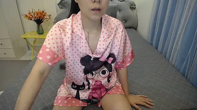 Snapshot of Lavender_Sweet chatting on September 10, 5:02 pm Lavender Sweet online show from September 10, 5:02 pm