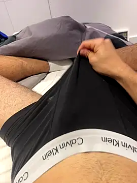 Snapshot of h0rnyguy001 chatting on November 4, 10:09 pm h0rnyguy001 online show from November 4, 10:09 pm