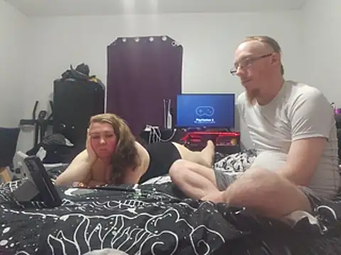 ShowNTellLovers online show from June 30, 4:02 am