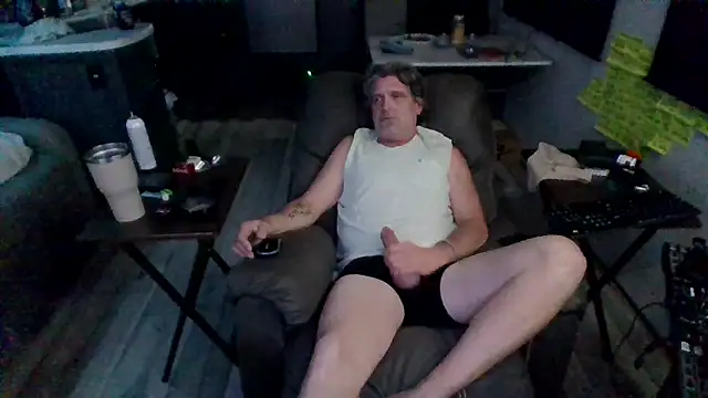 Snapshot of lateniter chatting on February 13, 3:46 am lateniter online show from February 13, 3:46 am