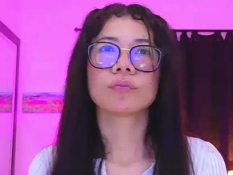 missdaki   online show from July 15, 1:22 am