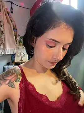 LiliJones  online show from May 30, 9:56 pm