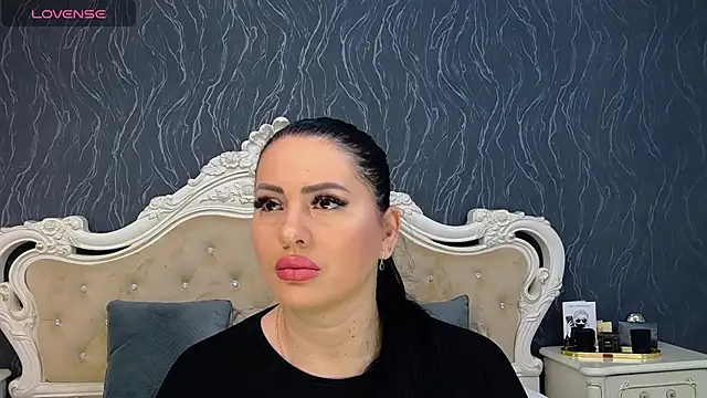 Snapshot of Lauren_Saint chatting on February 21, 7:56 am Lauren Saint online show from February 21, 7:56 am