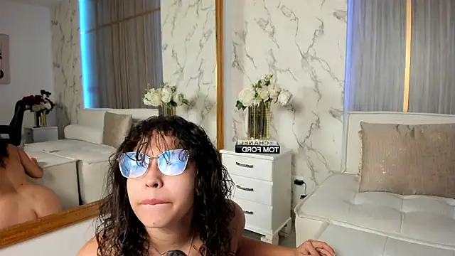 Dollar-girl online show from February 20, 2:06 pm