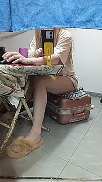 Snapshot of sheepsuxi chatting on March 2, 6:47 am sheepsuxi online show from March 2, 6:47 am