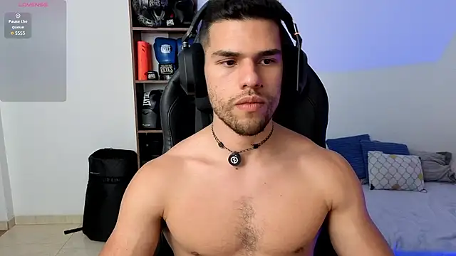 Snapshot of JacobKirito chatting on February 22, 3:29 am JacobKirito online show from February 22, 3:29 am