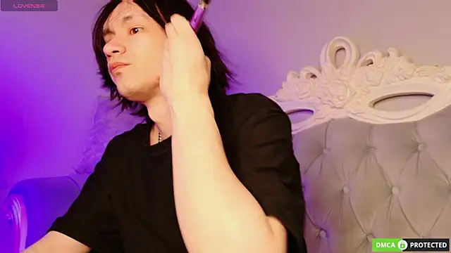 CalvinOwens online show from April 18, 6:23 pm