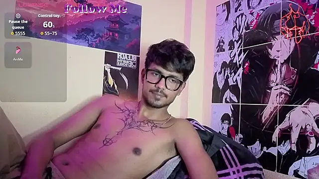 just fucks online show from May 27, 7:55 pm