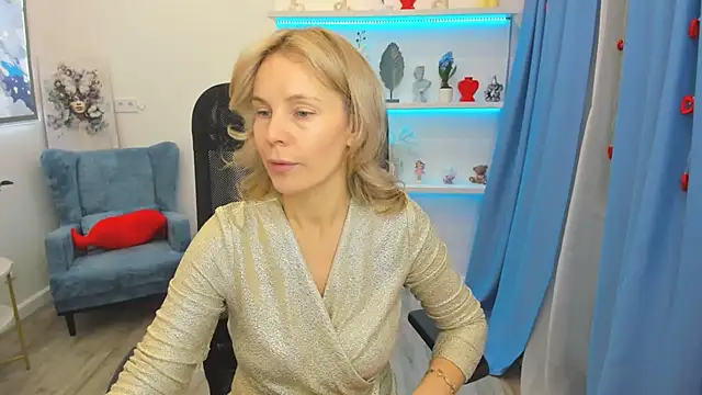 Sinty Devis online show from February 26, 4:33 am