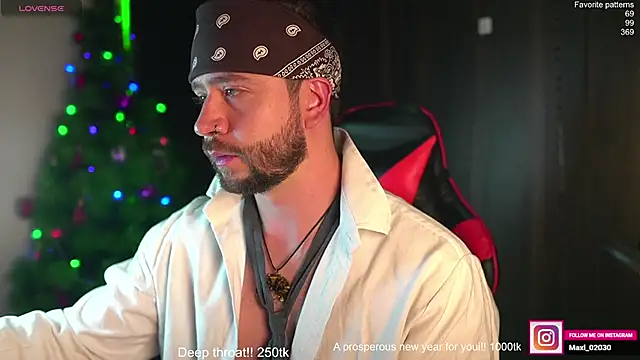 just maxii online show from January 9, 12:24 am