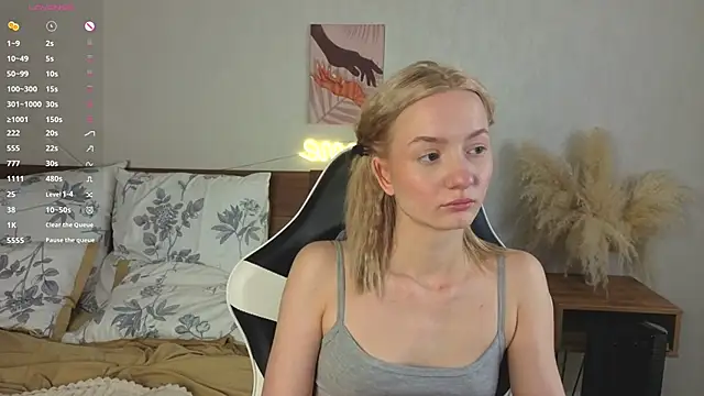 IdaValenti online show from October 25, 11:10 pm