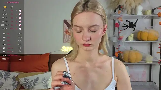 IdaValenti online show from November 22, 12:20 am