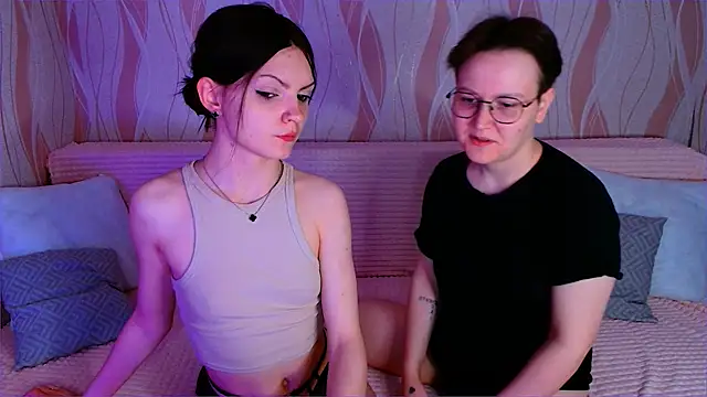 crazy baby  online show from May 28, 12:02 pm