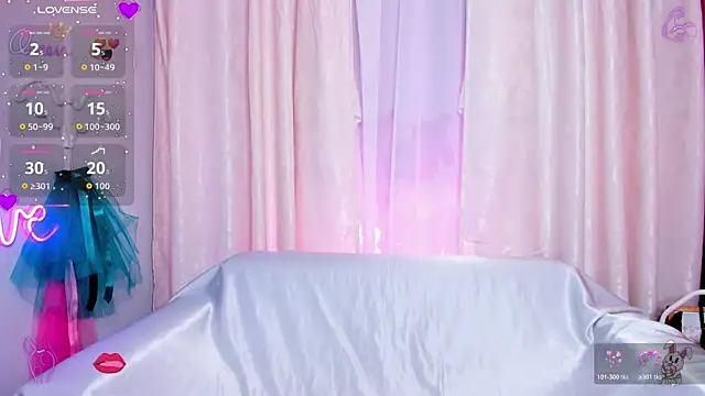 jessica tiny online show from July 11, 2:47 am