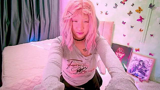 Akemilun online show from January 7, 9:06 pm