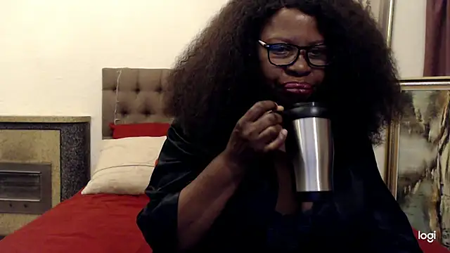 OmegaLipps online show from December 18, 2:28 am