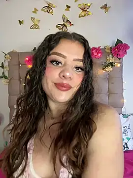 Snapshot of Jullieetta chatting on March 13, 7:20 pm Jullieetta online show from March 13, 7:20 pm
