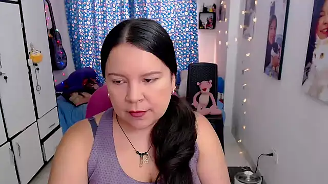 claryssa  online show from October 11, 5:44 pm