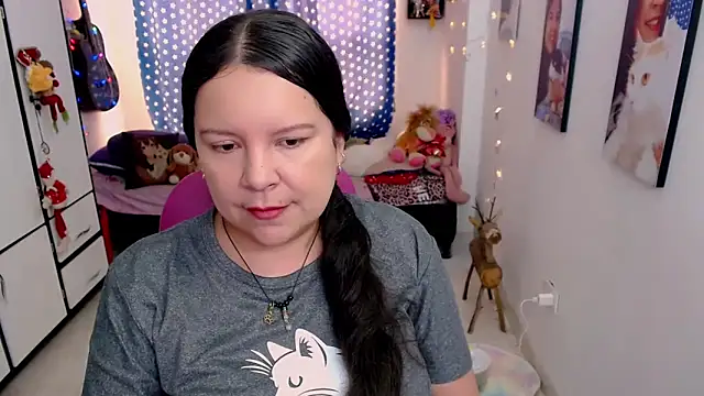 claryssa  online show from February 24, 6:06 pm