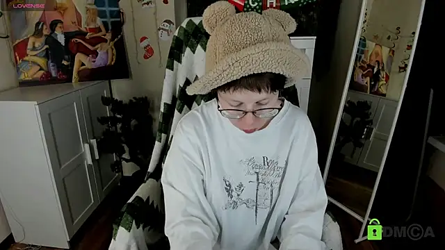 Melissa Wells online show from January 17, 9:07 pm