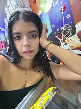 NicolRoss  online show from May 23, 10:36 pm
