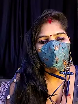 Snapshot of MUMTAJ_1 chatting on January 4, 6:19 pm MUMTAJ 1 online show from January 4, 6:19 pm