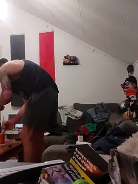 eltoulou online show from March 1, 11:26 pm