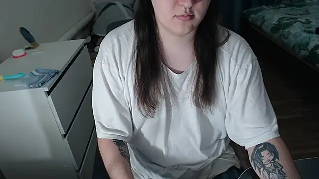 EvaMiron online show from February 4, 2:01 pm