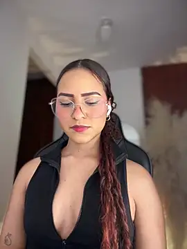 gretta kler1 online show from May 14, 12:50 am