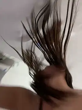 Snapshot of deliaroyal chatting on October 1, 10:32 am deliaroyal online show from October 1, 10:32 am